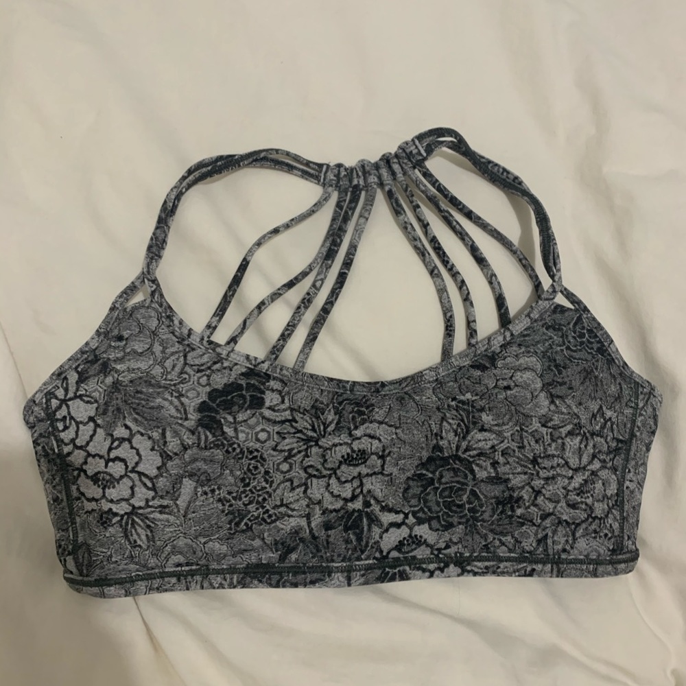 LULULEMON bra